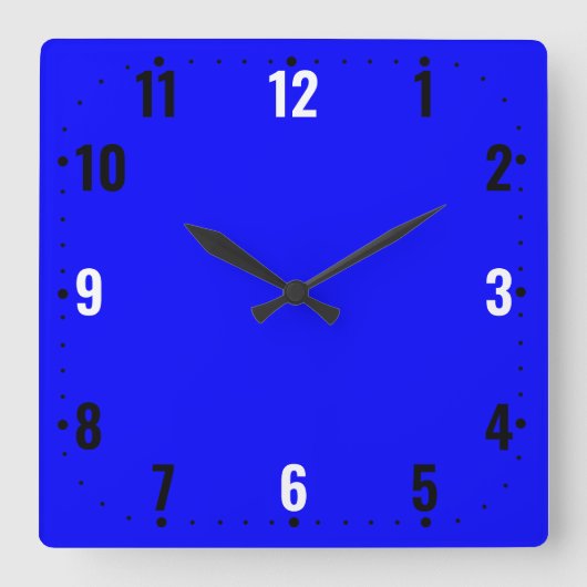 Helles blaues Gesicht mit Zahlen - brüchig Quadratische Wanduhr (Vorderseite)