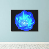 Helles Blue Tulip Canvas Print Leinwanddruck (Insitu (Holzboden))
