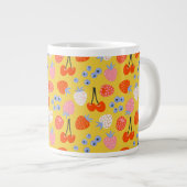 Helles, farbenfrohes Berry Frucht Muster Jumbo-Tasse (Vorderseite Rechts)