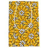 Helles gelbes überlappendes Blumenmuster Mittlere Geschenktüte (Vorderseite)