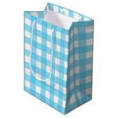 Helles Himmelblau Gingham Mittlere Geschenktüte (Vorderseite Schrägansicht)