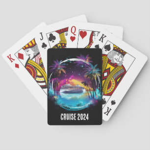 Helles Kreuzschiff mit Palmen, die Karten spielen Spielkarten