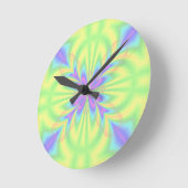Helles lila und grünes Muster Runde Wanduhr (Winkel)