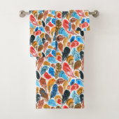 Helles Muster mit Vogelfedern Badhandtuch Set (Insitu)