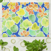 Helles Orange, Rot, Gelbe Nasturtien auf blau Küchentuch (Gefaltet)