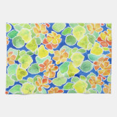 Helles Orange, Rot, Gelbe Nasturtien auf blau Küchentuch (Horizontal)