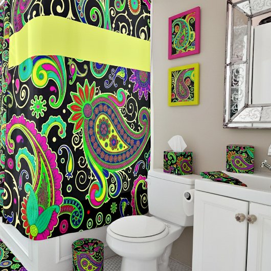 Helles Paisley Duschvorhang