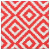 Helles Red Ikat Diamond Squares Mosaikkunstmuster Stoff (Nahaufnahme)