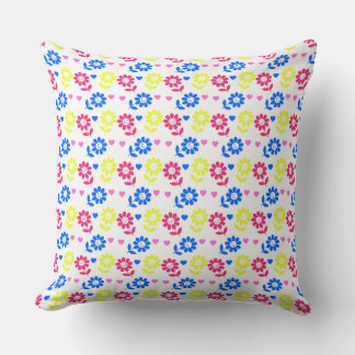 Helles Retro Floral Muster mit Herz Kissen