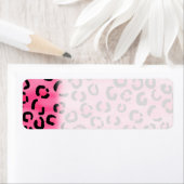 Helles rosa Leopard Druckmuster. (Insitu)