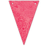 Helles rosa Textildesign mit zentraler Blu Wimpelkette (Dritte Fahne)