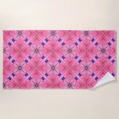 Helles Rosa überall im Patterns Beach Handtuch (Vorderseite)
