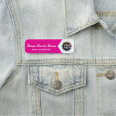 Helles Rosa Weiß ID Mitarbeiter Firmenlogo Namensschild (Beispiel)