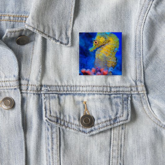 Helles Seepferd | Hippocampus Button (Beispiel)