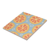 Helles und feines Orangenmuster auf blau Fliese (Seite)