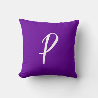 Helles Violettlila Monogramm Kissen