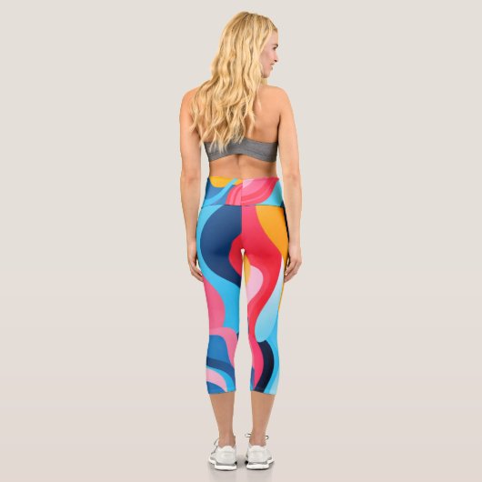 Hellfarbener Hintergrund Capri Leggings (Rückseite)