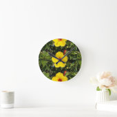Hellgelbe Blume Springtime Runde Wanduhr (Zuhause)