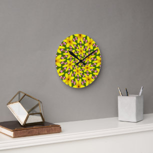 Hellgelbe Blumen Runde Wanduhr