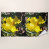 Hellgelbe Iris-Blume, Badetuch (Vorderseite)