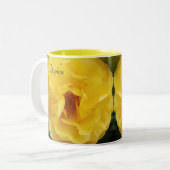 Hellgelbe Rose-Blume Spiegelbild Zweifarbige Tasse (Vorderseite Links)