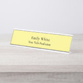 Hellgelbe Schlicht Elegante Beruflich Moderne Schreibtischnamensplakette (Vorderseite )