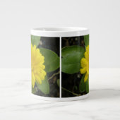 Hellgelbe Tasse (Vorderseite)