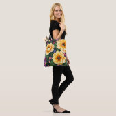 Hellgelbe und violette Blumen farbenfrohe Blumen Tasche (Am Model)