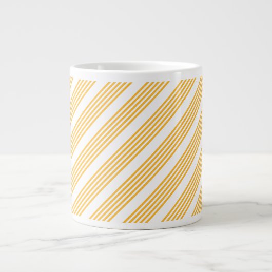 Hellgelbe und weiße fünf Streifen Muster Jumbo-Tasse (Vorderseite)