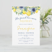 Hellgelbe Zitronenpresse Brautparty Einladung (Stehend Vorderseite)