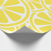 Hellgelbe Zitronenscheiben Modernes Muster Geschenkpapier (Ecke)