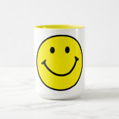 Hellgelbes Happy Lächeln Gesicht Tasse (Zentrum)