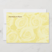 Hellgelbes Rosenhintergrund Brautparty laden ein Einladung (Rückseite)