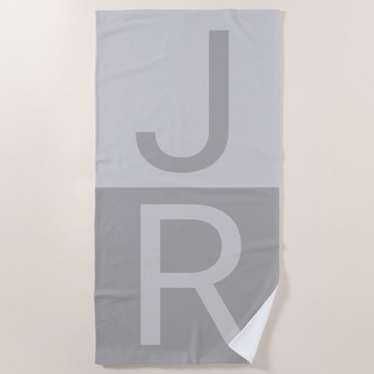 Hellgrau & Grau moderne Anfangsbuchstaben Monogram Strandtuch (Vorderseite)
