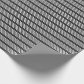 Hellgrau und Holzkohle 5 Streifen Muster Geschenkpapier (Ecke)