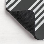 Hellgrau und Holzkohle 5 Streifen Muster Mousepad (Ecke)