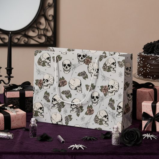 Hellgraue Gothic Skulls und Rose Halloween Große Geschenktüte