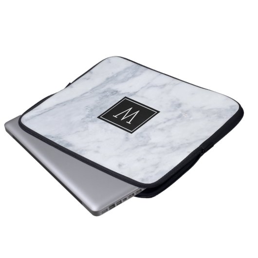 Hellgraue Marmorsteine Textur Schwarze Akzente Laptopschutzhülle (Vorne Knopf)