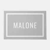 Hellgrauer Personalisierter Familienname Doormat Fußmatte (Vorderseite)