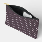 Hellgrauer Polka Dot Pattern auf Dusty Pum Lila Zubehörtasche (Offen)
