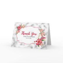 Hellgraues Glas und rosa Blume