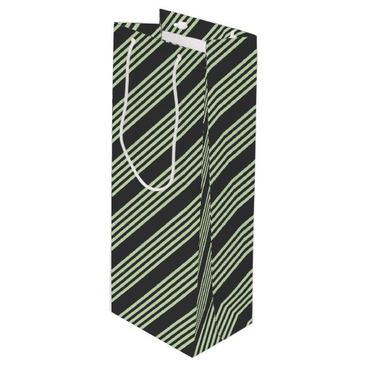 Hellgrün und fünf Streifen aus Holzkohle Geschenktüte Für Weinflaschen (Vorderseite Schrägansicht)
