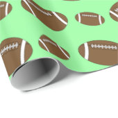 Hellgrüne Fußbälle Geschenkpapier (Rolleneckpunkt)