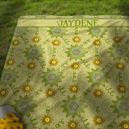 Hellgrüne geometrische Blumen Fleecedecke
