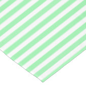 Hellgrüne Kerzenstreifen Tischdecke (Schrägansicht)