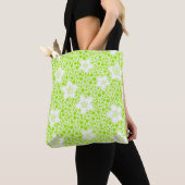 Hellgrüne Retropolka-Punkte mit Blumenmuster Tasche (Von Nahem)
