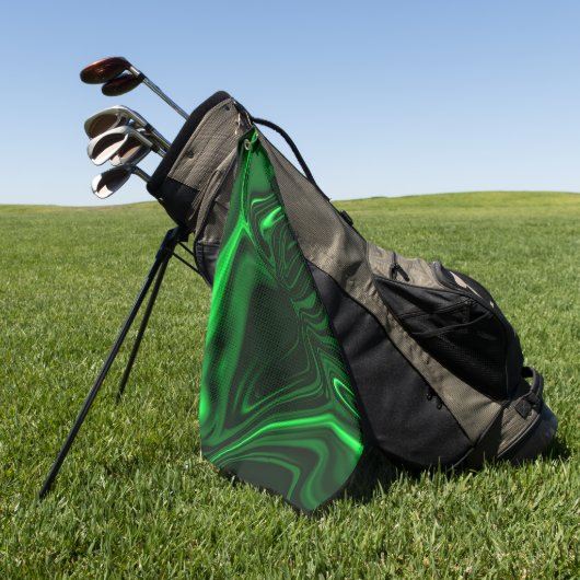 Hellgrüne und dunkle Kurven auf dunklem Hintergrun Golfhandtuch (Gras)