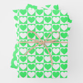 Hellgrüne und weiße Herzen Geschenkpapier Set (Beispiel)