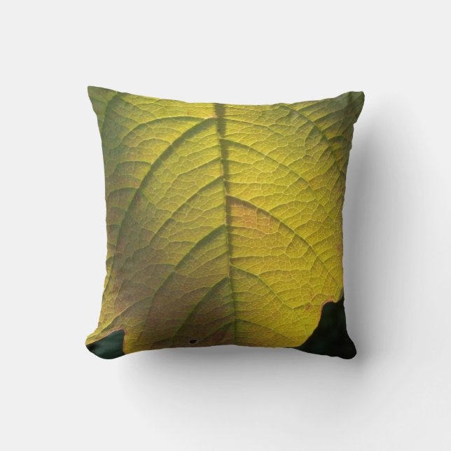 Hellgrüner Fall Leaf-Kissen Kissen (Vorderseite)