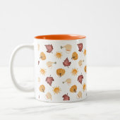 “Hello Fall” Mug | Cozy Autumn Aesthetic | Seasona Zweifarbige Tasse (Links)